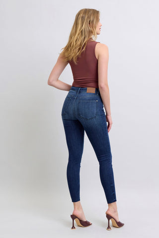 Judy Blue MR Skinny w Raw Hem