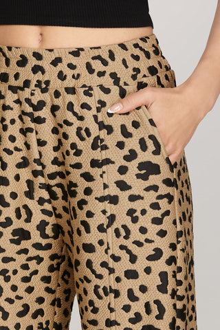 Long Wide-Leg Textured Knit Leopard Print Pants with Pockets